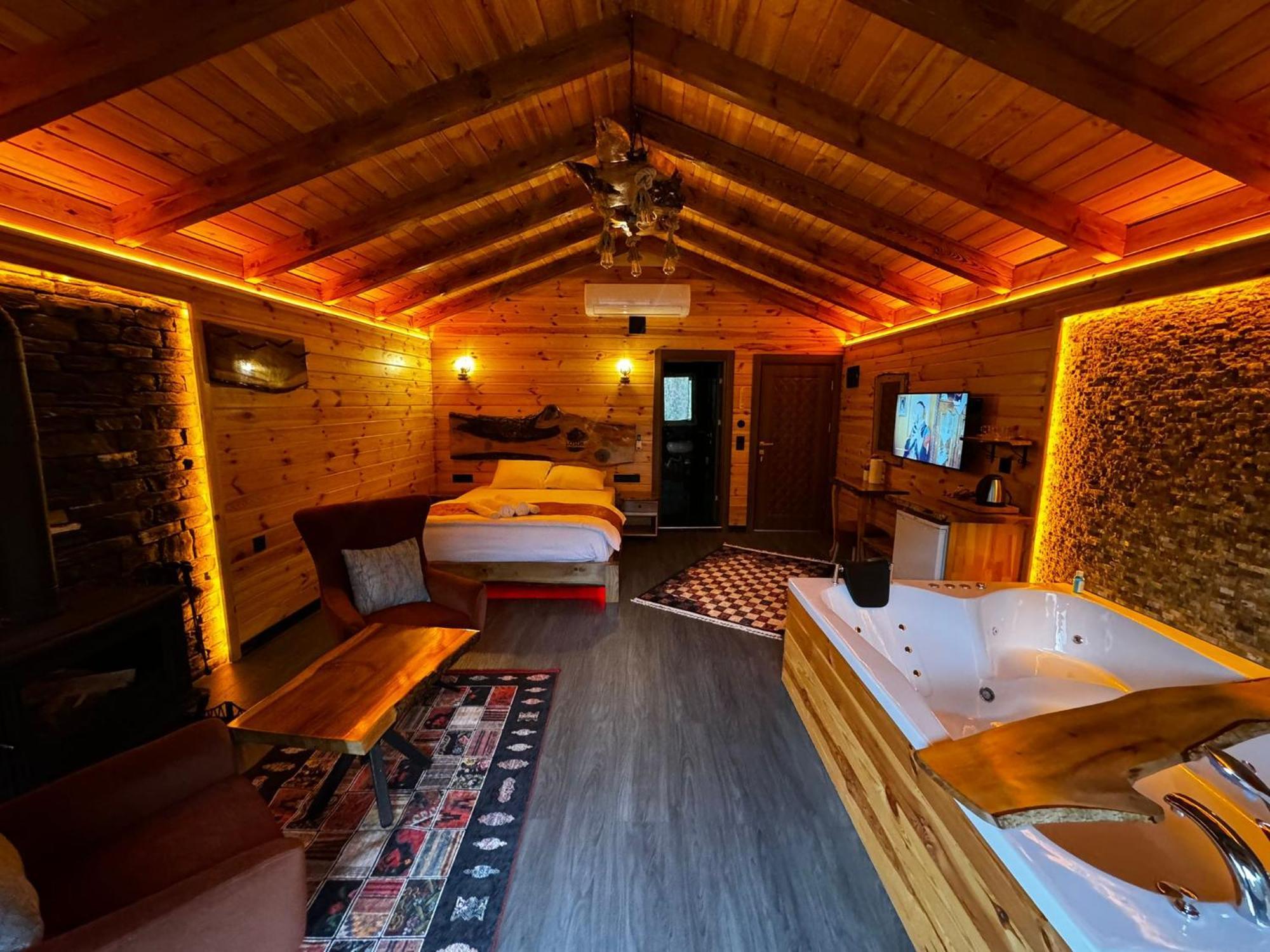 Lotus Camlihemsin Suit & Bungalov Extérieur photo